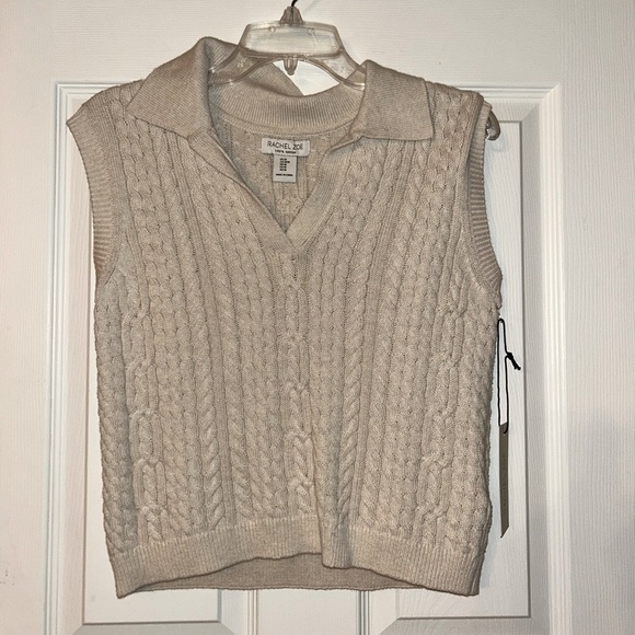 Rachel Zoe Sweaters - Rachel Zoe Beige 💯 Cotton Cable Knit Polo Collared Sleeveless Sweater Medium NWT